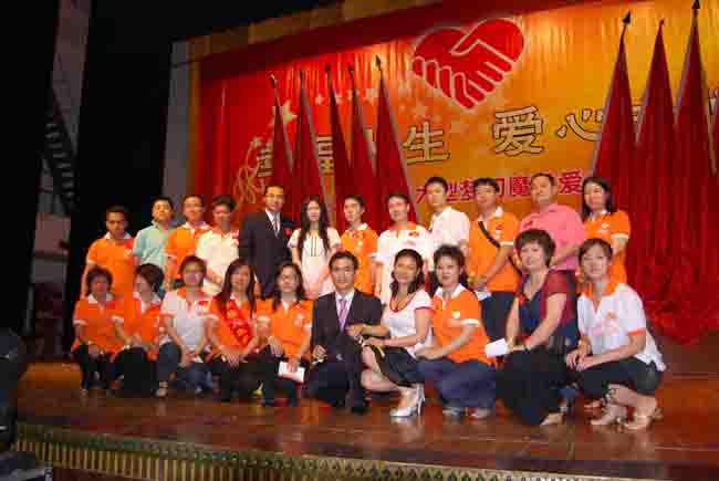 執(zhí)行現(xiàn)場(chǎng)同事合影